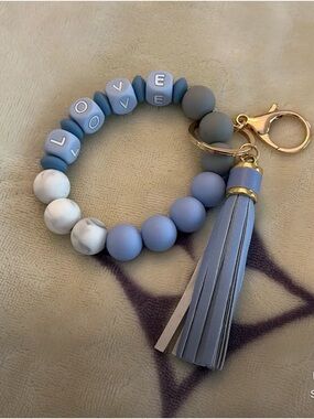 LOVE Beaded Tassel Keychain Bracelet - Blue